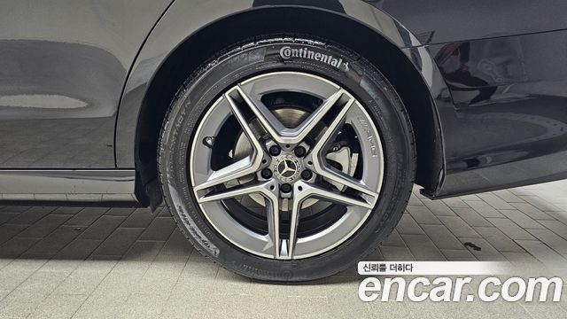 Mercedes-Benz E-Class (W213) E250 AMG Line 2023 — фото 21