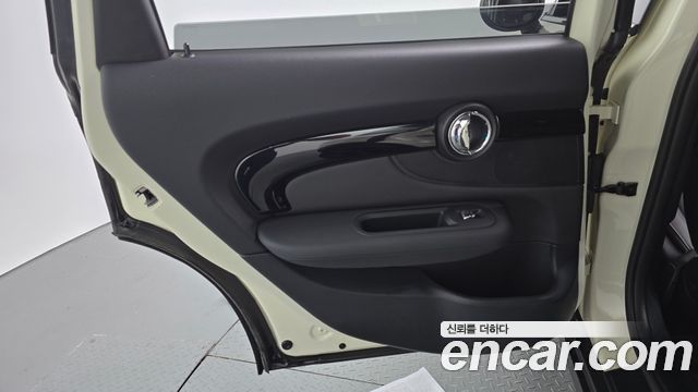 MINI Cooper Clubman Classic Plus Lite 2nd 2022 — фото 25