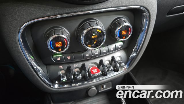 MINI Cooper Clubman Classic Plus Lite 2nd 2022 — фото 29