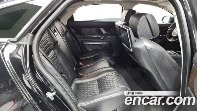 Jaguar XJ 3.0D XJ50 LWB X351 2019 — фото 11