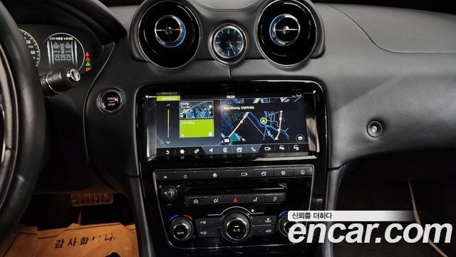 Jaguar XJ 3.0D XJ50 LWB X351 2019 — фото 12