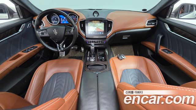 Maserati Ghibli 3.0S Q4 GranLusso 3rd 2020 — фото 7