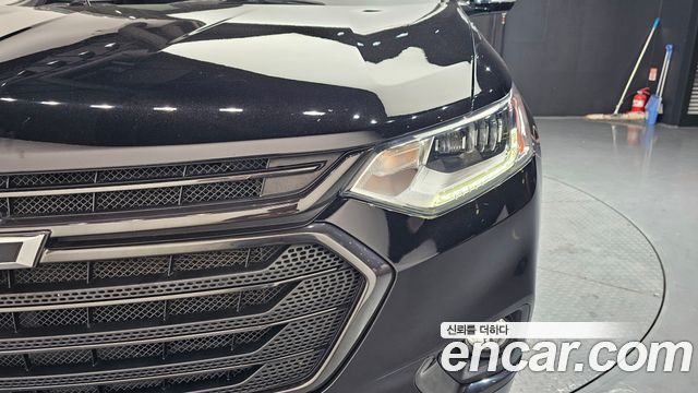 Chevrolet Traverse 3.6 AWD Redline 2021 — фото 22