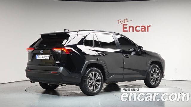 Toyota RAV4 (V) 2.5 2WD Hybrid XLE 2024 — фото 2