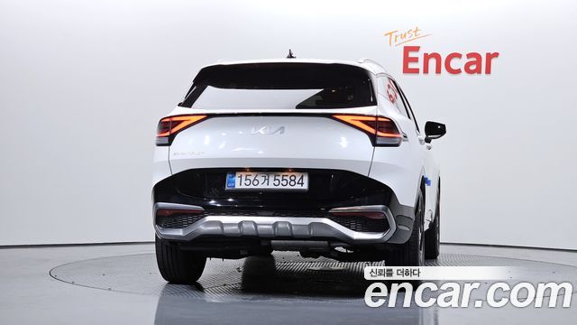 Kia Sportage (V) Diesel 2.0 2WD Nobleless 2022 — фото 4