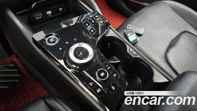 Kia Sportage (V) Diesel 2.0 2WD Nobleless 2022 — фото 9