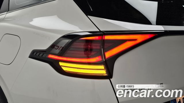 Kia Sportage (V) Diesel 2.0 2WD Nobleless 2022 — фото 23