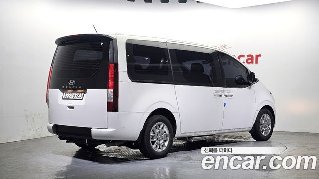 Hyundai Staria disability support car 2022 — фото 2