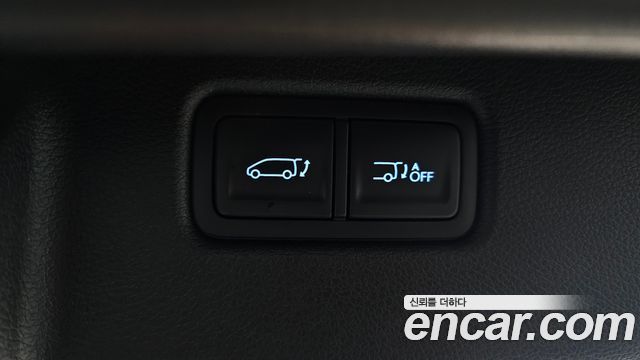 Hyundai Staria disability support car 2022 — фото 17