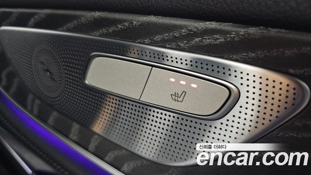 Mercedes-Benz AMG GT 4Door 43 4MATIC+ Dynamic 2023 — фото 19