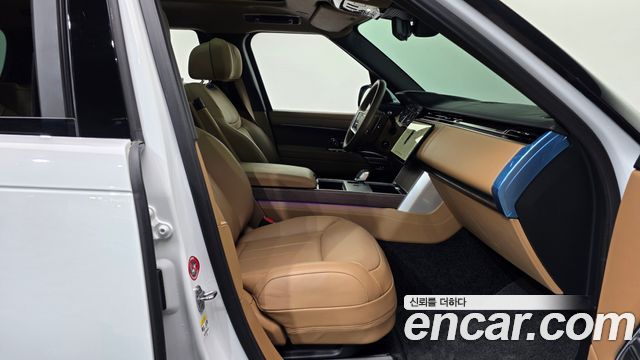 Land Rover Range Rover (V) D350 Autobiography Long Wheel Base 2025 — фото 15