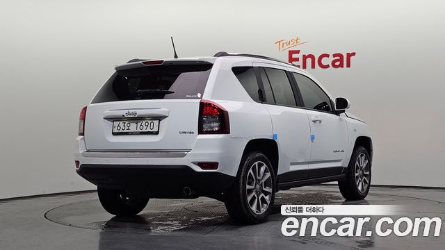 Jeep Compass 2.4 Limited 1st 2014 — фото 2