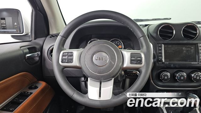 Jeep Compass 2.4 Limited 1st 2014 — фото 13