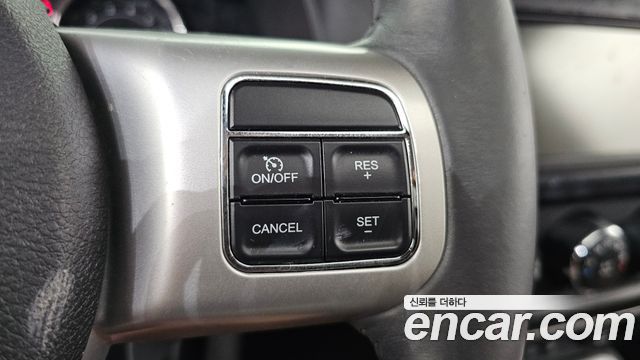 Jeep Compass 2.4 Limited 1st 2014 — фото 16