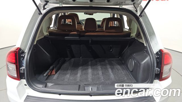 Jeep Compass 2.4 Limited 1st 2014 — фото 20