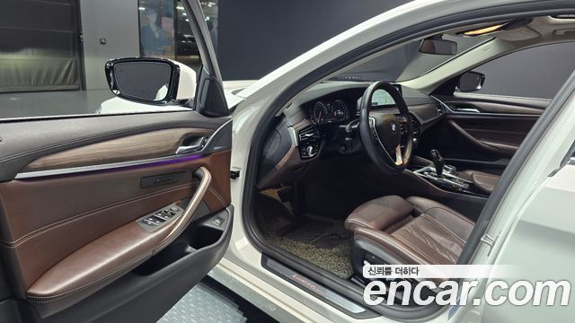 BMW 5 Series (G30) 520d Luxury Plus 2018 — фото 10