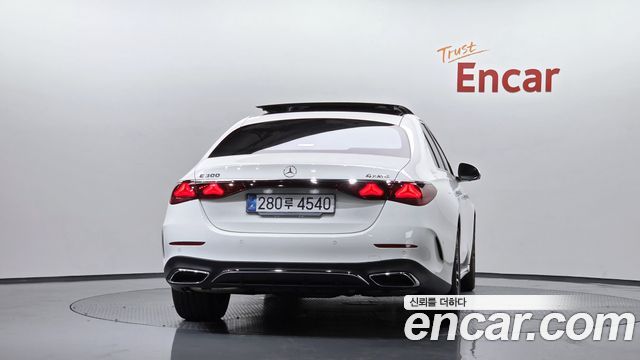 Mercedes-Benz E-Class (W214) E300 4MATIC AMG Line 2026 — фото 4