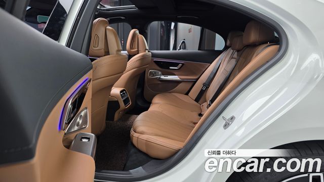 Mercedes-Benz E-Class (W214) E300 4MATIC AMG Line 2026 — фото 16