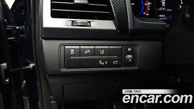 KG Mobility (SsangYong) Rexton Sports Khan Diesel 2.2 4WD Prestige 2021 — фото 14