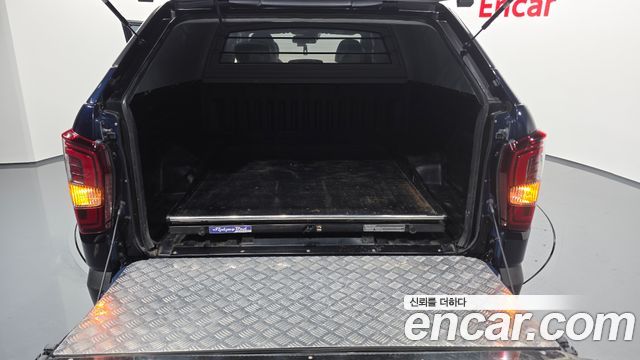 KG Mobility (SsangYong) Rexton Sports Khan Diesel 2.2 4WD Prestige 2021 — фото 20