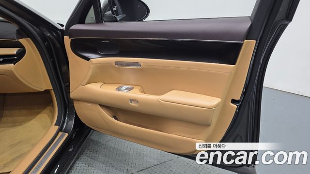 Genesis G90 (RS4) Gasoline 3.5 Turbo AWD 2022 — фото 24