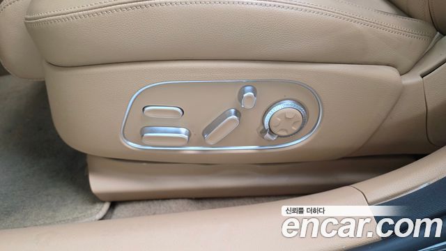 Genesis G90 (RS4) Gasoline 3.5 Turbo AWD 2022 — фото 39