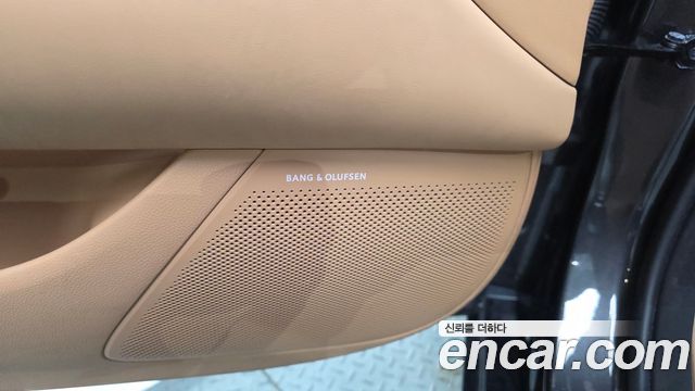 Genesis G90 (RS4) Gasoline 3.5 Turbo AWD 2022 — фото 41
