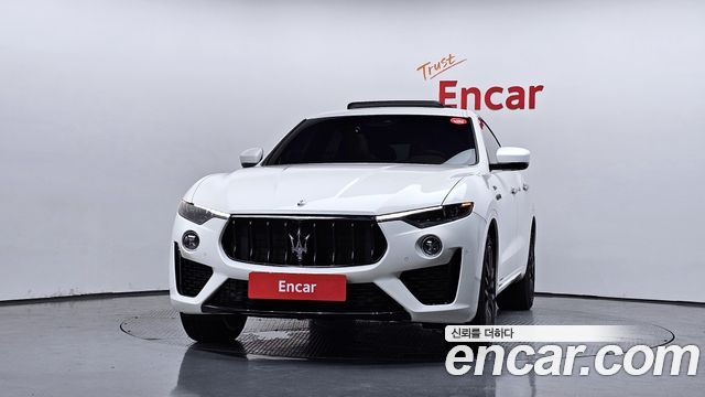 Maserati Levante 3.0 AWD Modena 2022 — фото 3