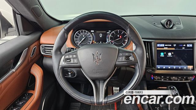 Maserati Levante 3.0 AWD Modena 2022 — фото 16