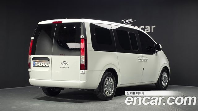 Hyundai Staria Cargo 5-Seater Modern 2023 — фото 2