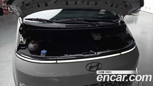Hyundai Staria Cargo 5-Seater Modern 2023 — фото 6
