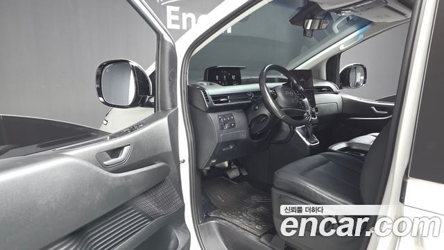 Hyundai Staria Cargo 5-Seater Modern 2023 — фото 10