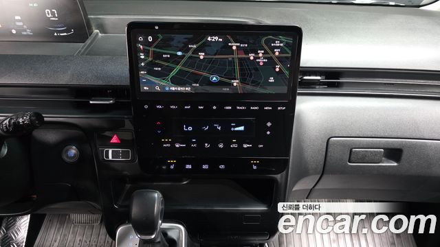 Hyundai Staria Cargo 5-Seater Modern 2023 — фото 18