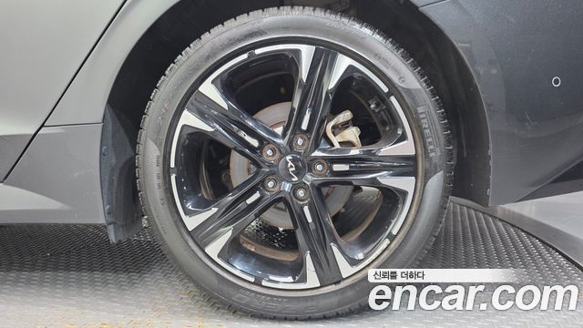 Kia K5 (III) 1.6 Turbo Signature 2023 — фото 5
