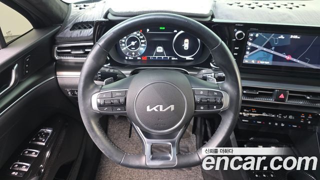 Kia K5 (III) 1.6 Turbo Signature 2023 — фото 12