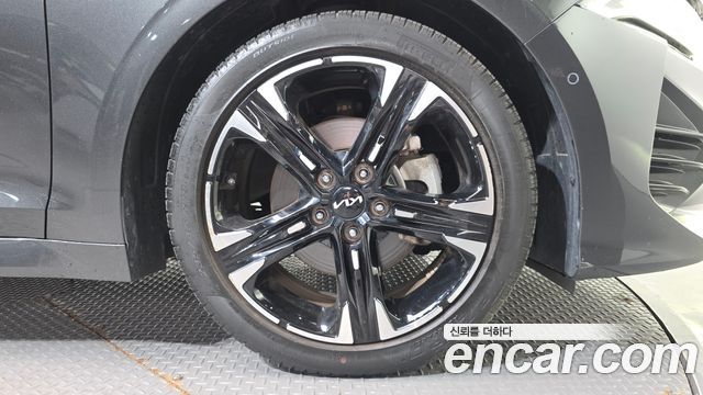 Kia K5 (III) 1.6 Turbo Signature 2023 — фото 21