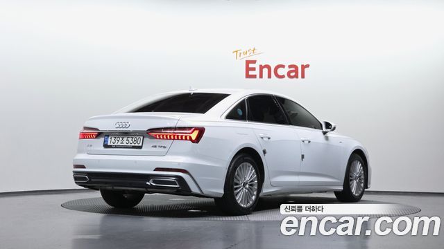 Audi A6 (C8) 45 TFSI Premium 2021 — фото 2