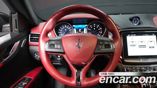 Maserati Ghibli 3.0S Q4 3rd 2017 — фото 13