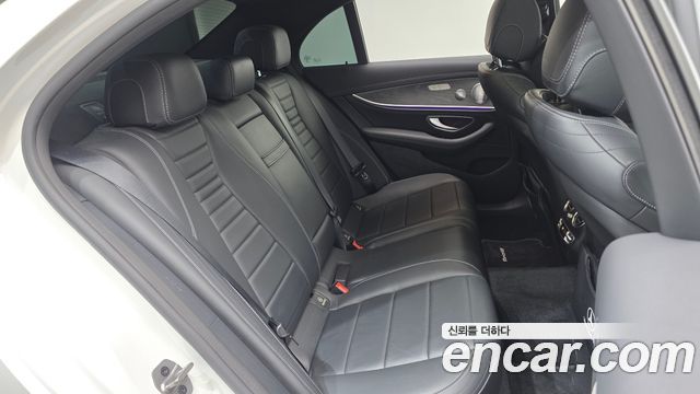 Mercedes-Benz E-Class (W213) E350 4MATIC AMG Line Edition 2021 — фото 11