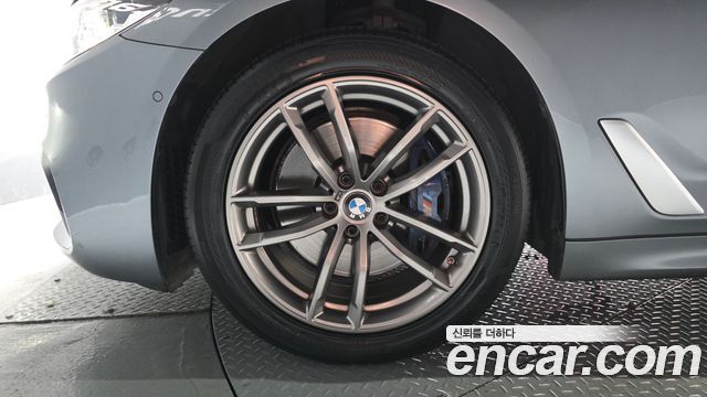 BMW 5 Series (G30) 530i M Sport Package Plus 2018 — фото 5