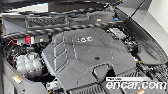 Audi Q8 (4M) 55 TFSI Quattro Premium 2021 — фото 6