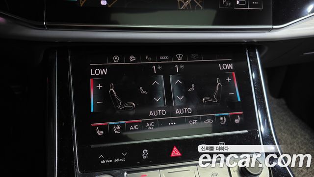 Audi Q8 (4M) 55 TFSI Quattro Premium 2021 — фото 31