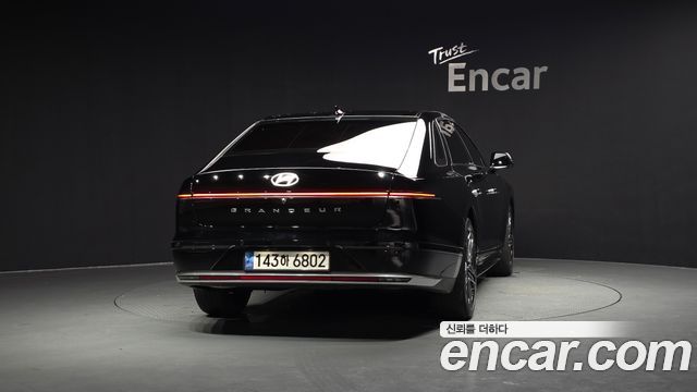 Hyundai Grandeur (GN7) 2,5 Gasoline 2WD Exclusive 2023 — фото 4