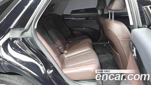 Hyundai Grandeur (GN7) 2,5 Gasoline 2WD Exclusive 2023 — фото 12
