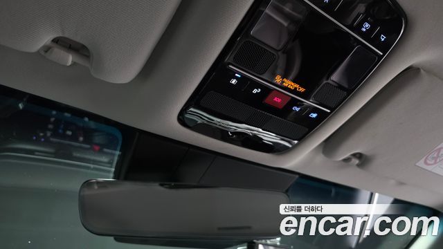 Hyundai Grandeur (GN7) 2,5 Gasoline 2WD Exclusive 2023 — фото 19