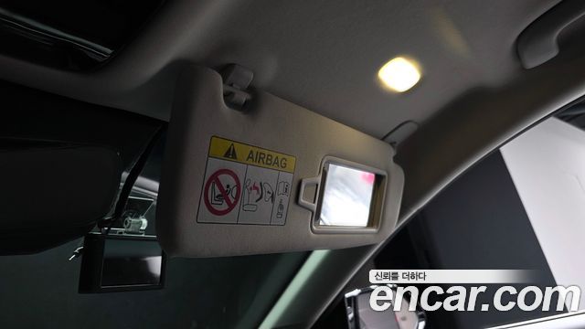 Hyundai Grandeur (GN7) 2,5 Gasoline 2WD Exclusive 2023 — фото 31