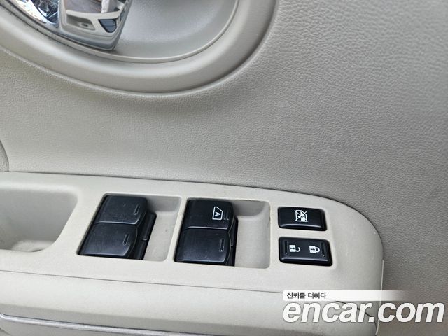 Nissan Cube 1.8 S Z12 2013 — фото 21