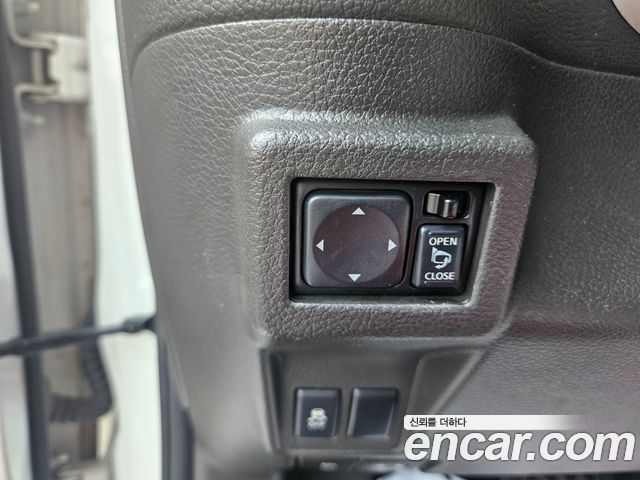 Nissan Cube 1.8 S Z12 2013 — фото 22