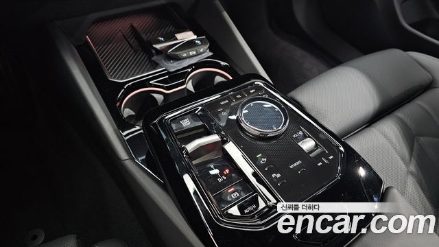 BMW 5 Series (G60) 520i M Sport 2025 — фото 9