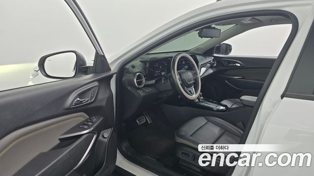 Chevrolet Trax Crossover 1.2 ACTIV 2024 — фото 10